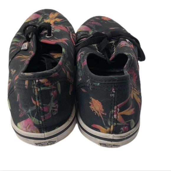 Vans | Black Bloom Flower Garden Lace Up Classic Skate Sneaker Shoe 6 M / 7.5 W - Picture 4 of 7